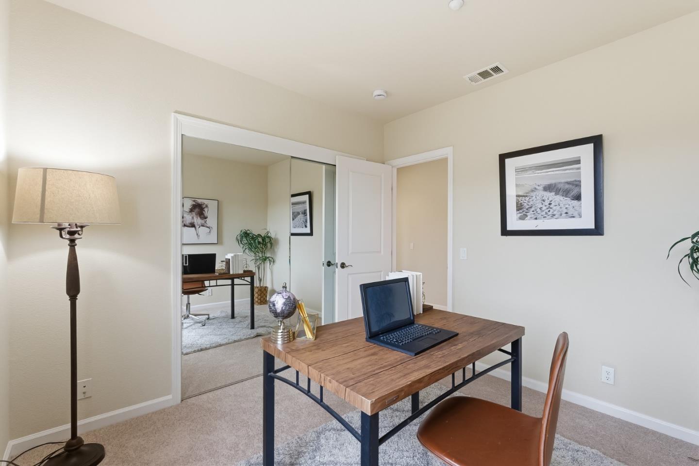 327 Vista Roma Way
