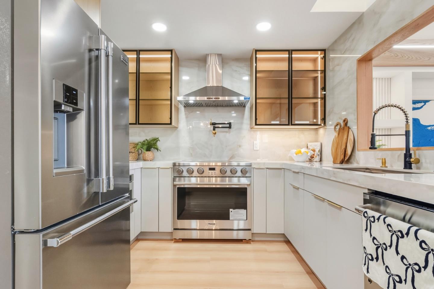 4901 Avenida De Carmen