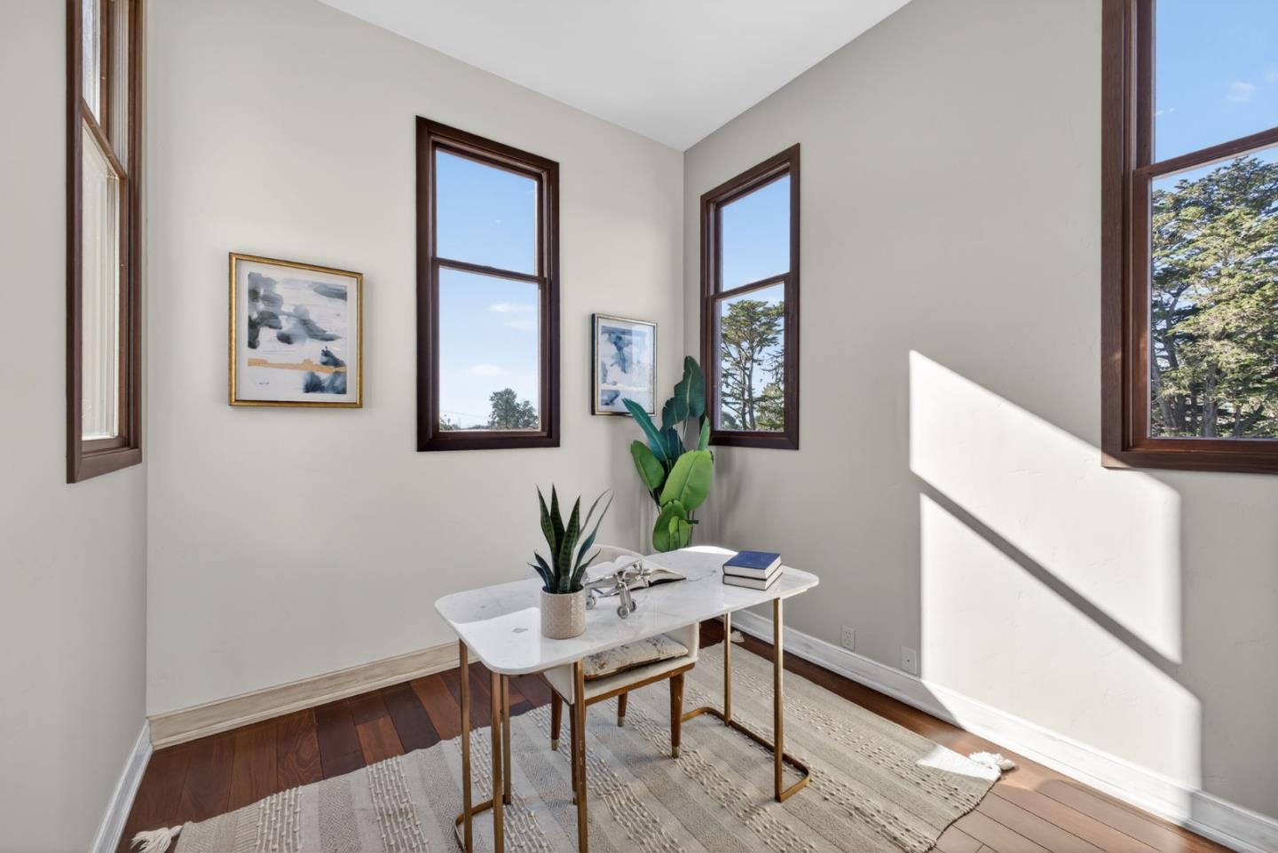 329 Los Altos Drive