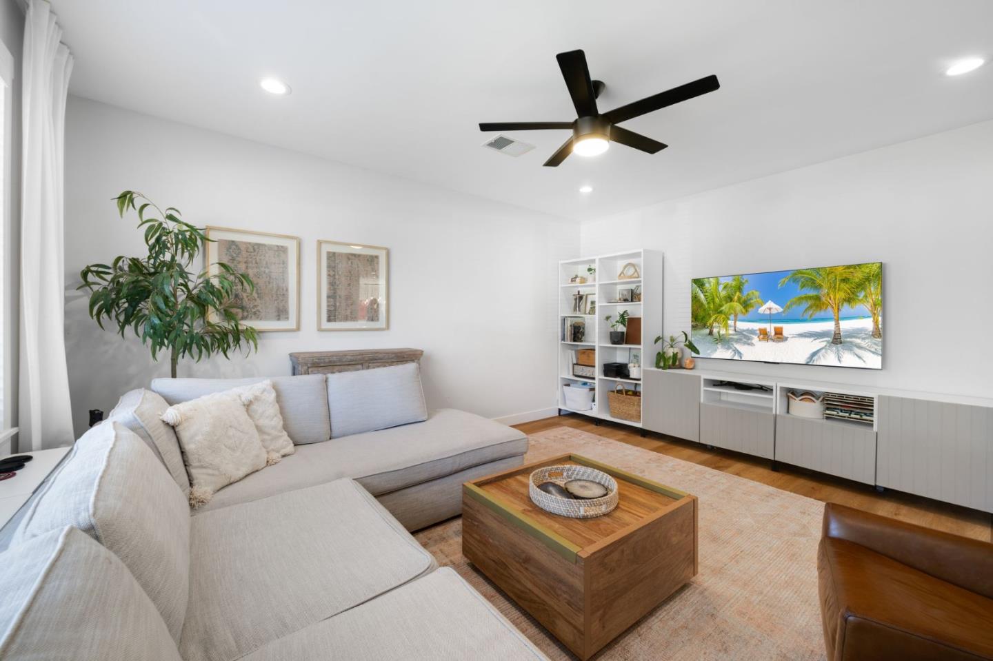 962 Edenbury Lane