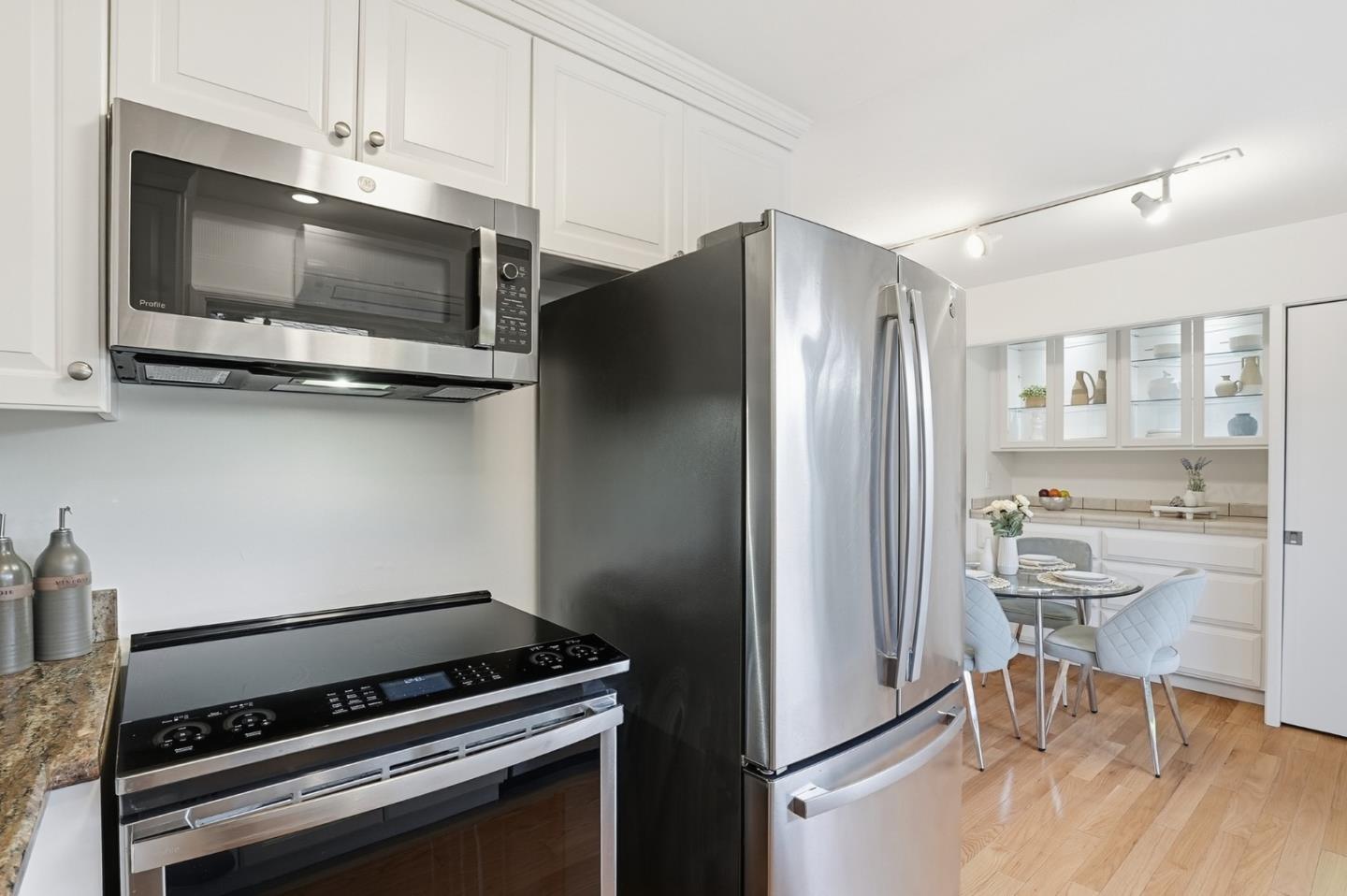 1140 Glenmeadow Court