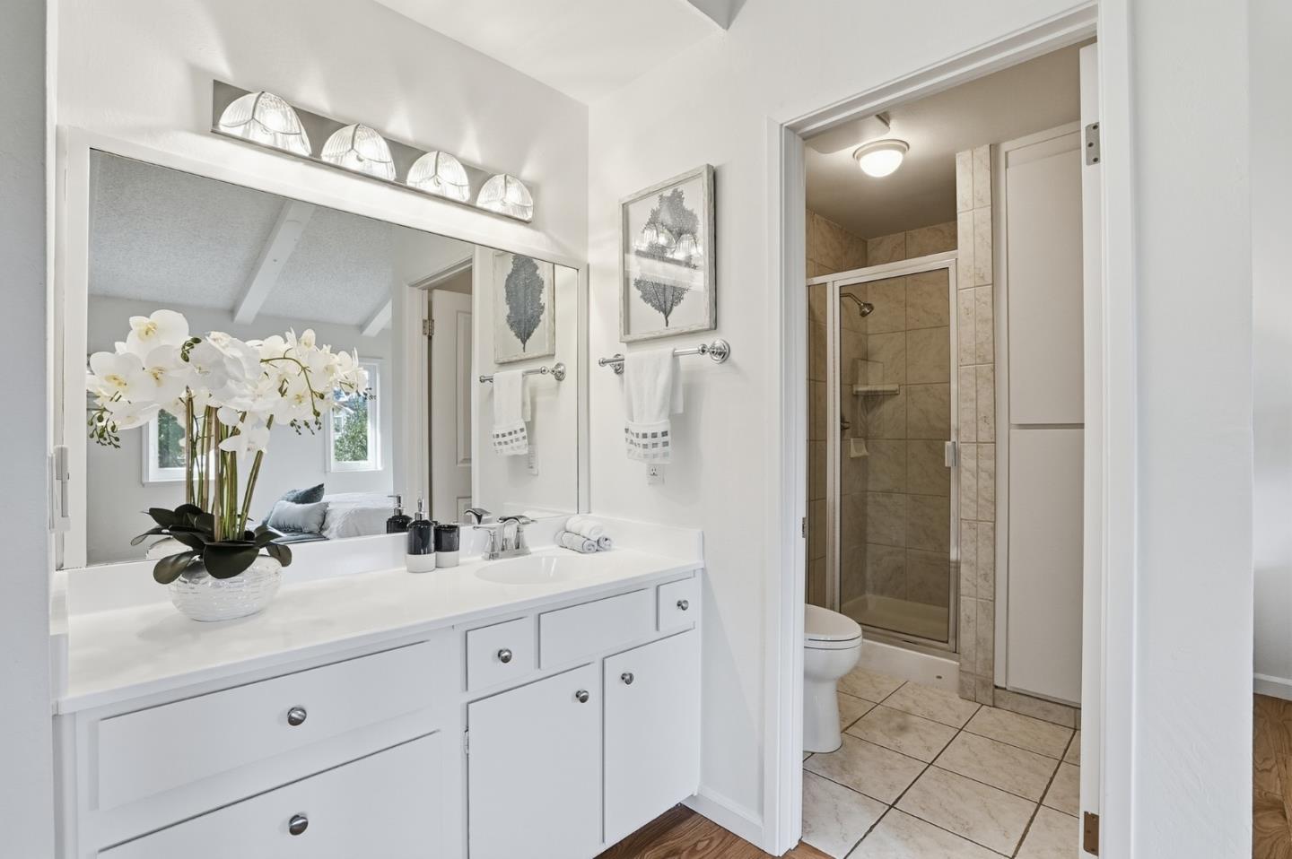 1140 Glenmeadow Court