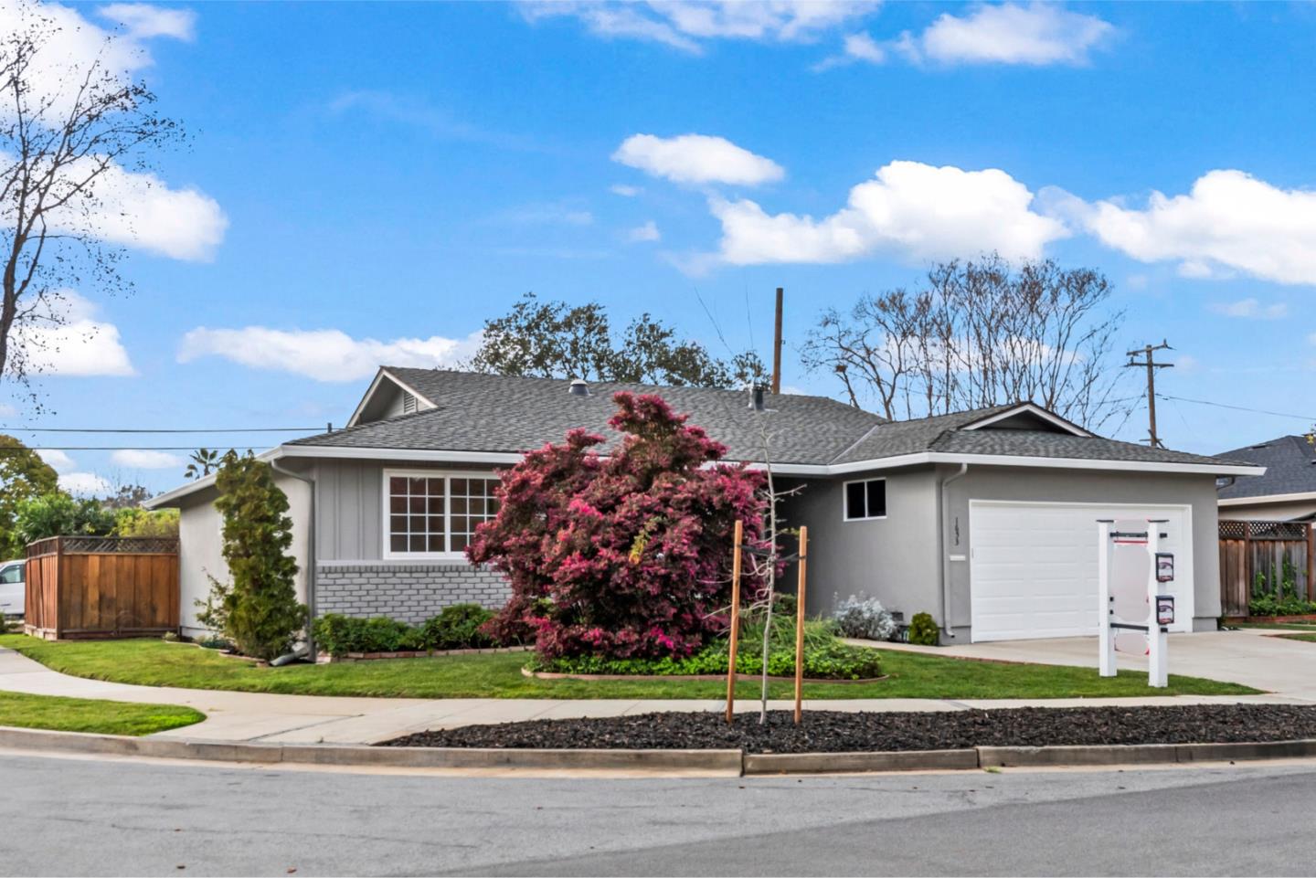 1653 Waxwing Avenue