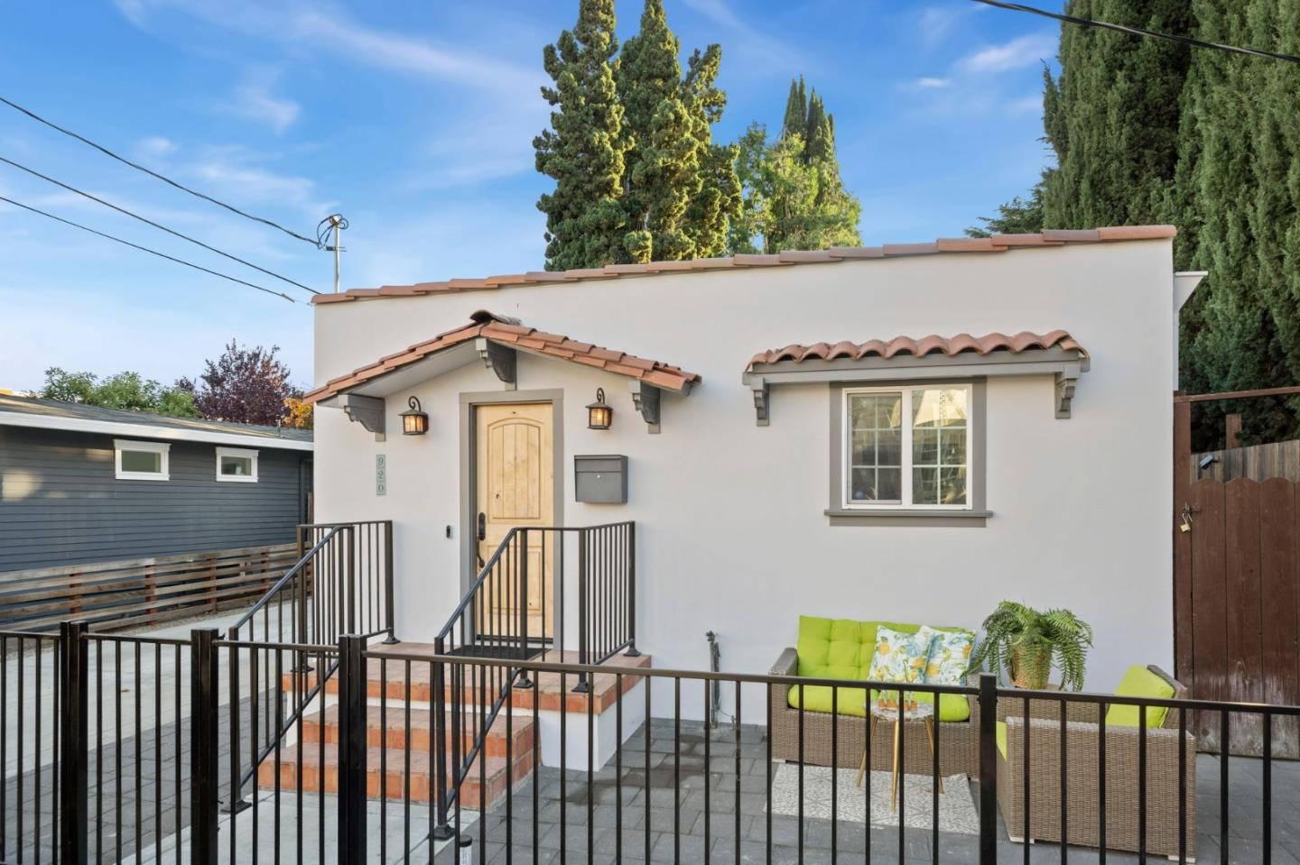 920 West Julian Street