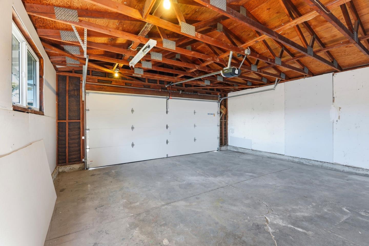 886 Brent Drive