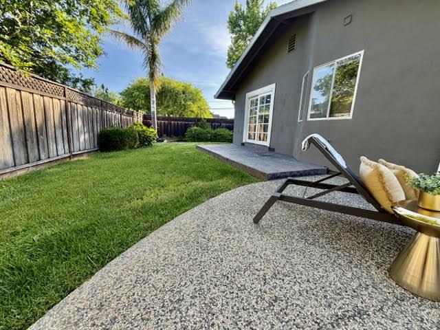 16231 Azalea Way