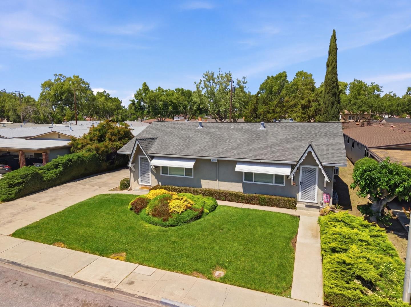 2245 Royal Drive
