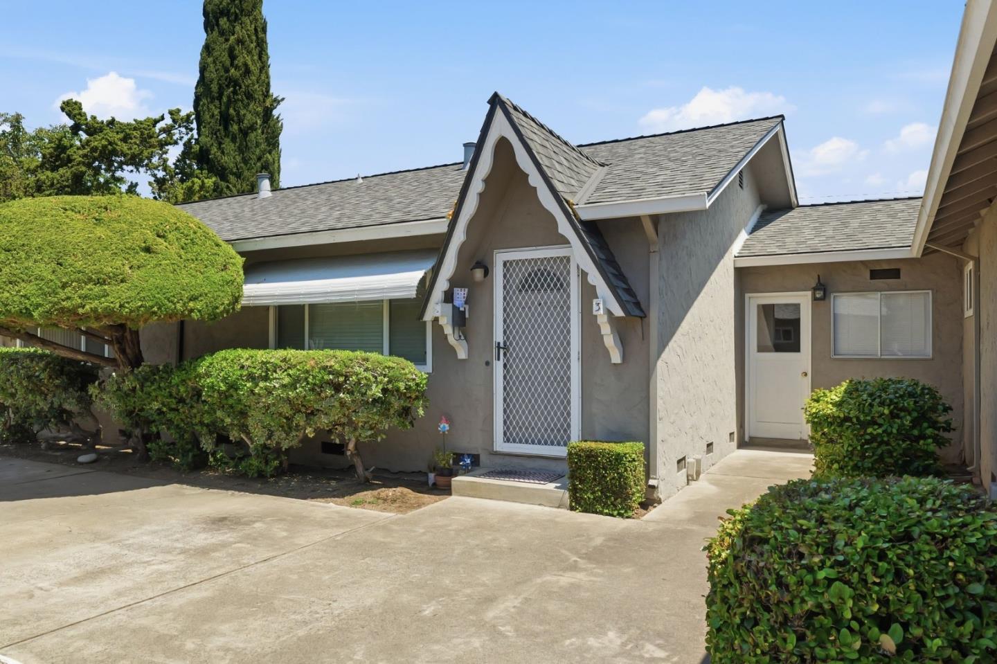 2245 Royal Drive