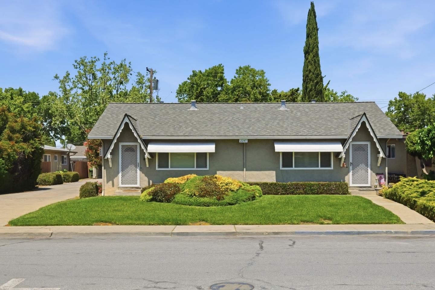 2245 Royal Drive