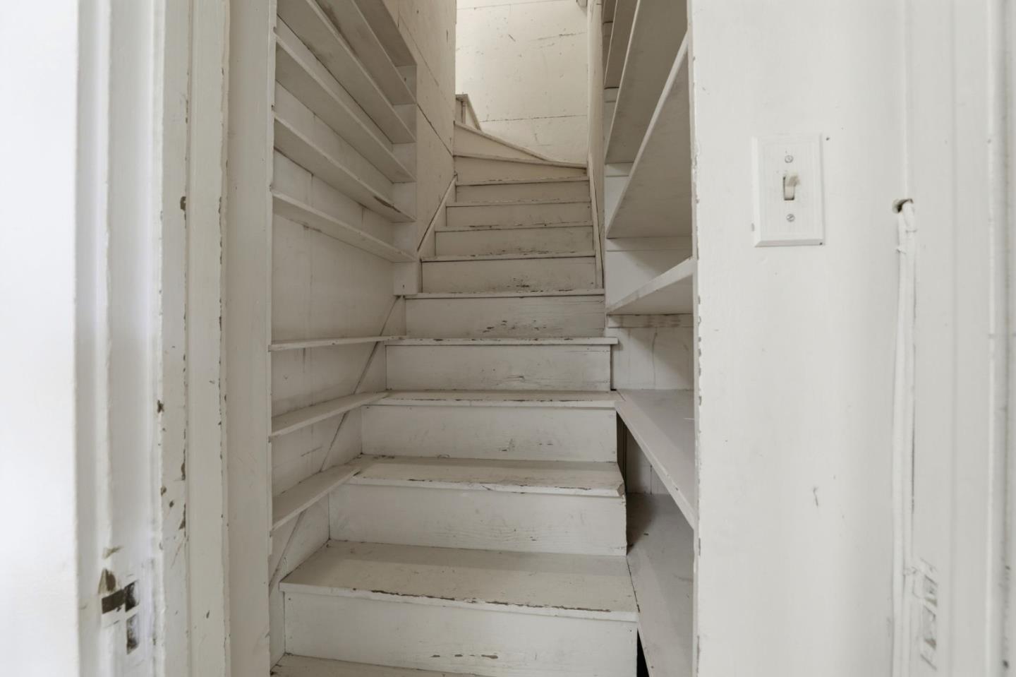 54 Whitney Avenue