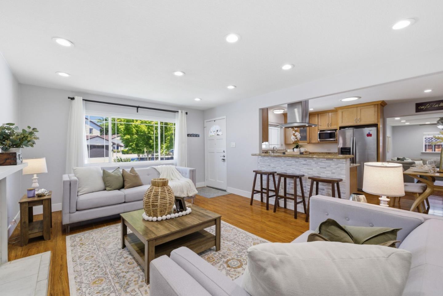 3446 Bonita Avenue