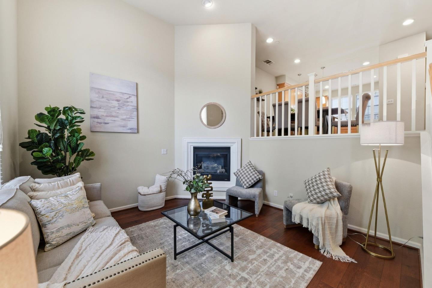 2149 Samaritan DR