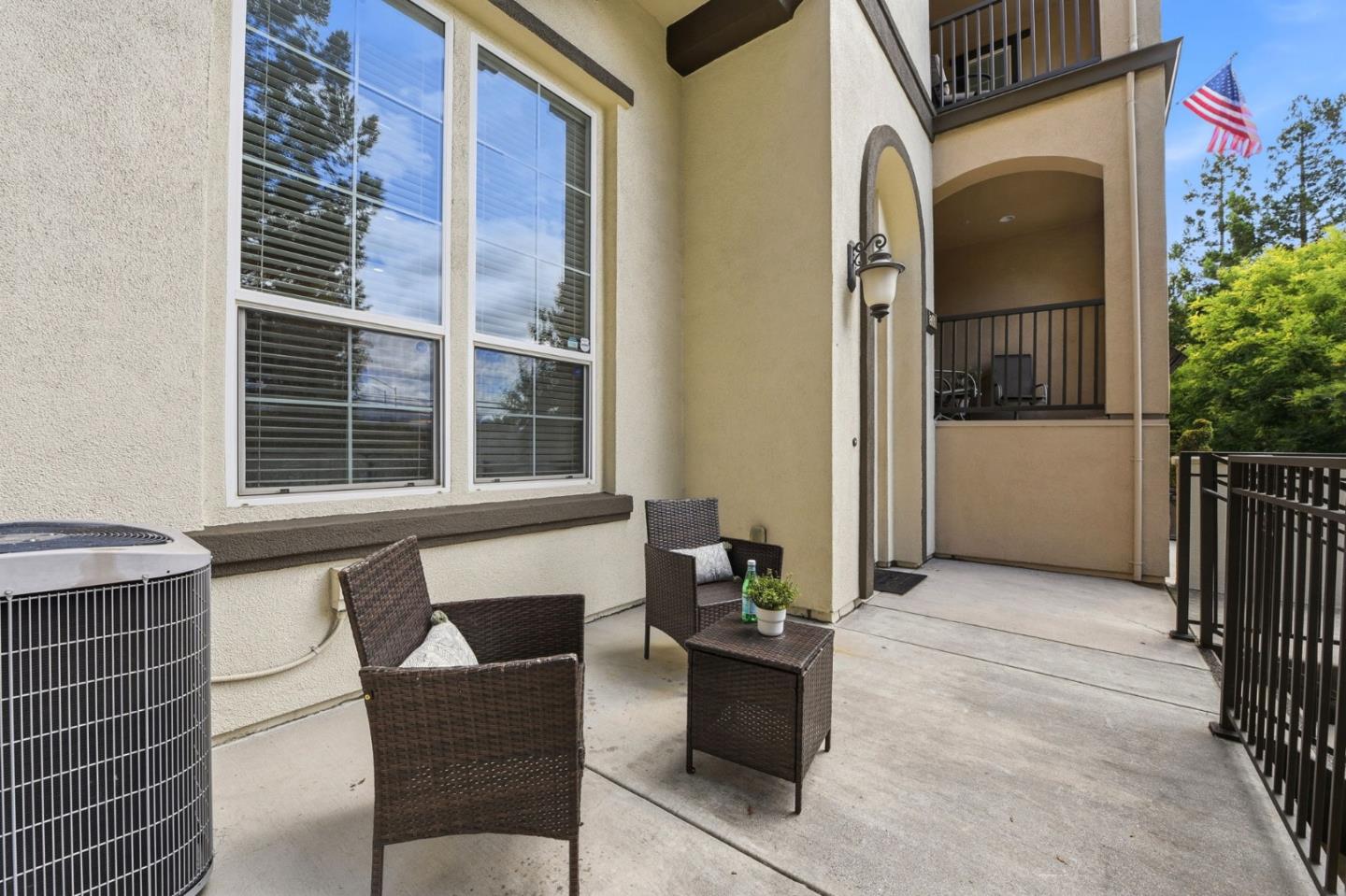 2149 Samaritan DR