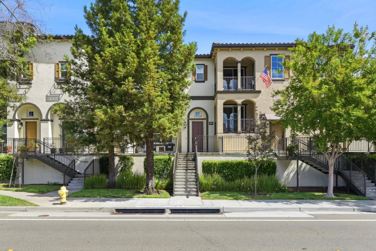 2149 Samaritan DR