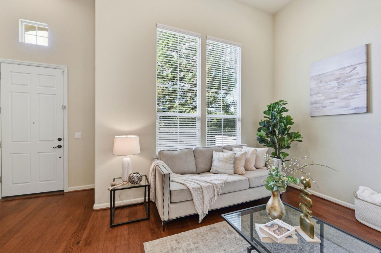 2149 Samaritan DR
