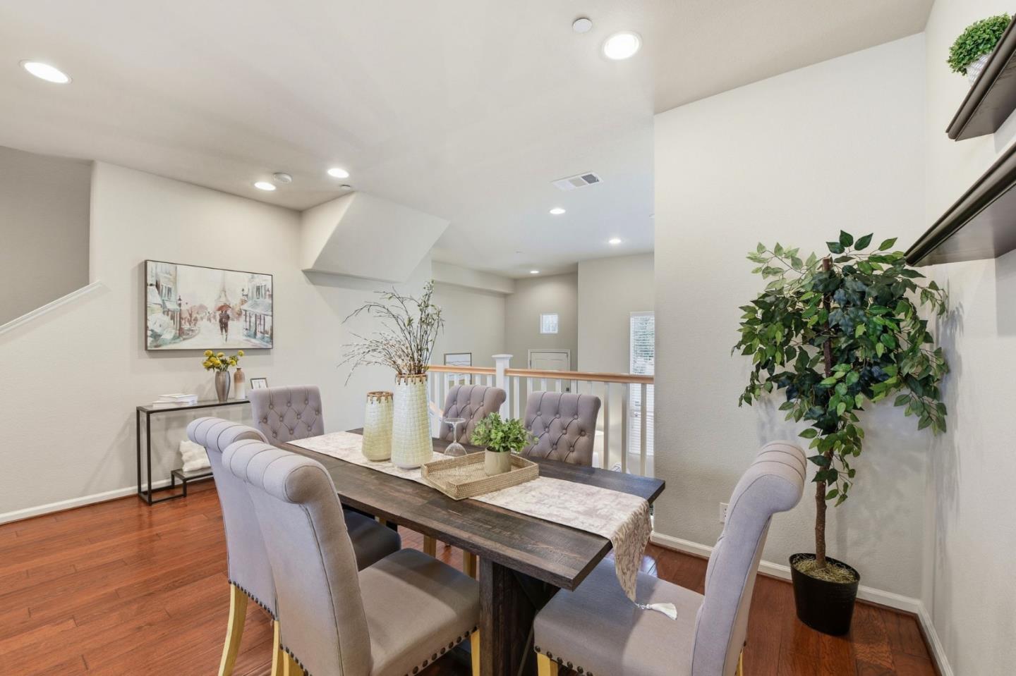 2149 Samaritan DR