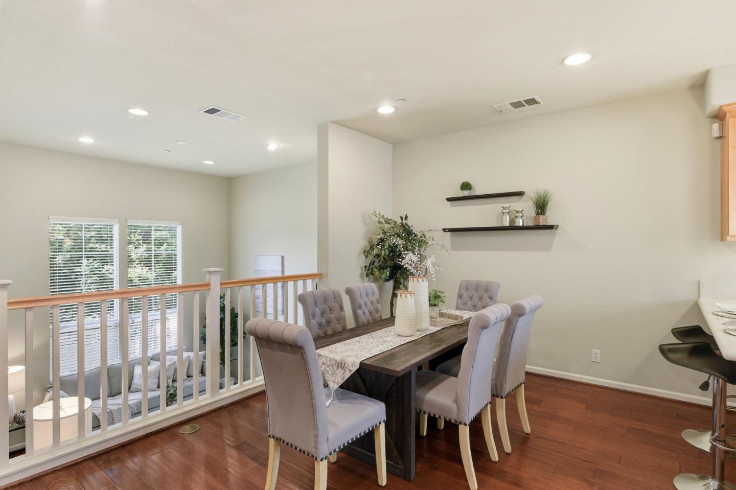 2149 Samaritan DR