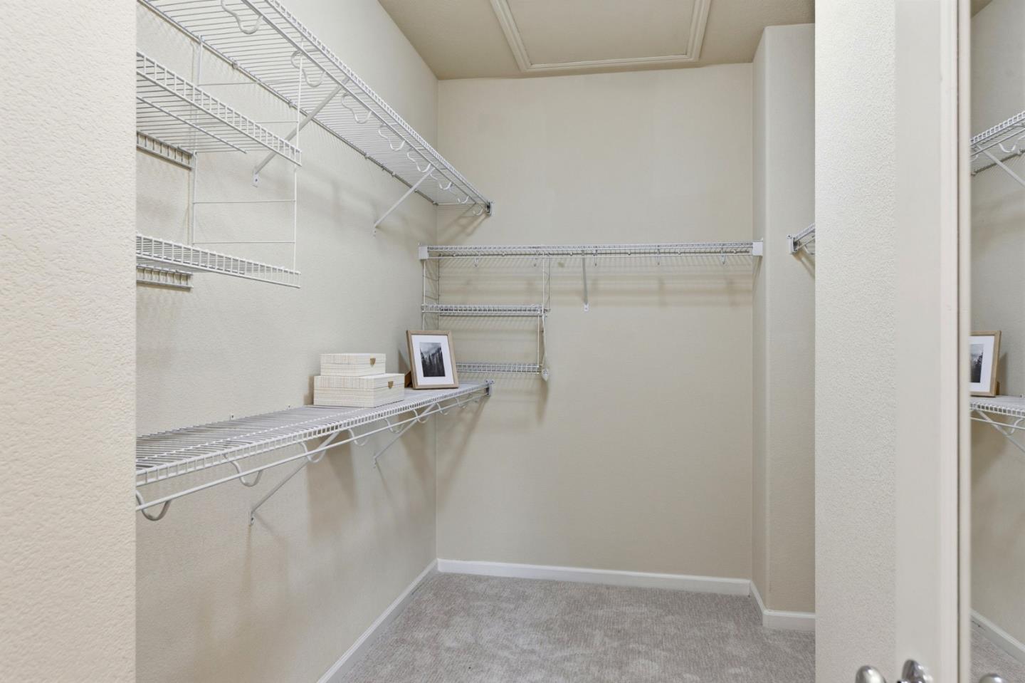 2149 Samaritan DR