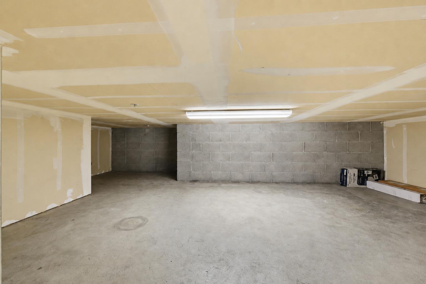2149 Samaritan DR