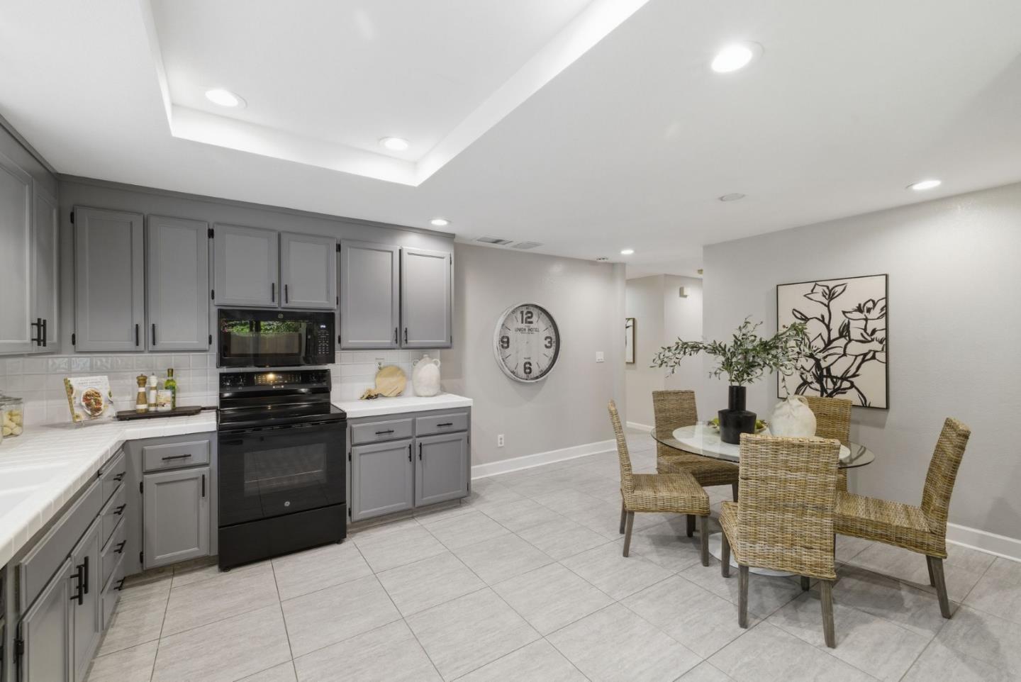 3163 Summercreek Drive