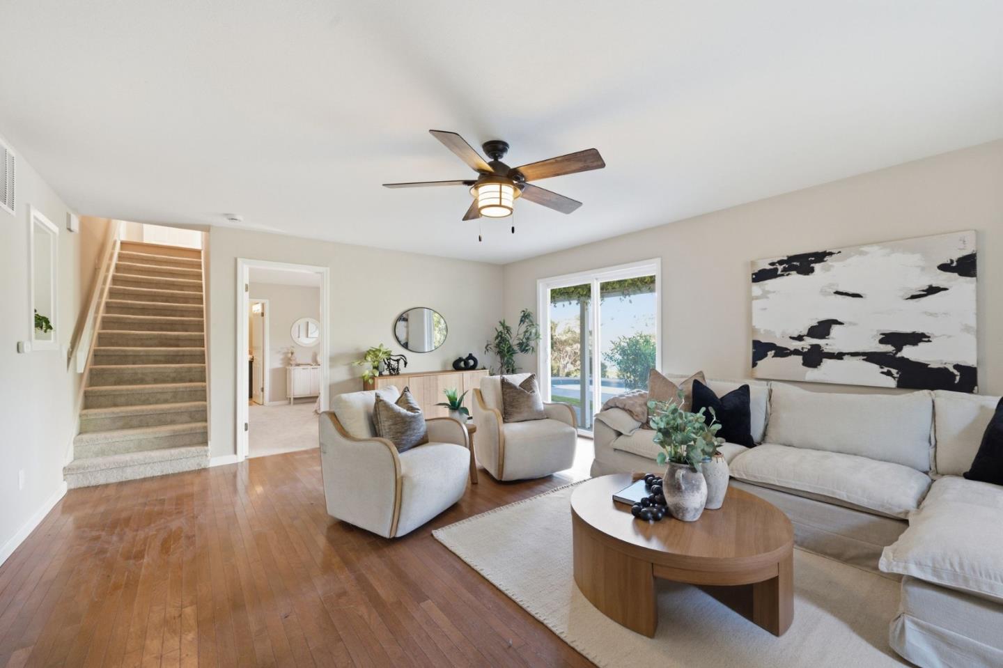 18300 Lakeview Court