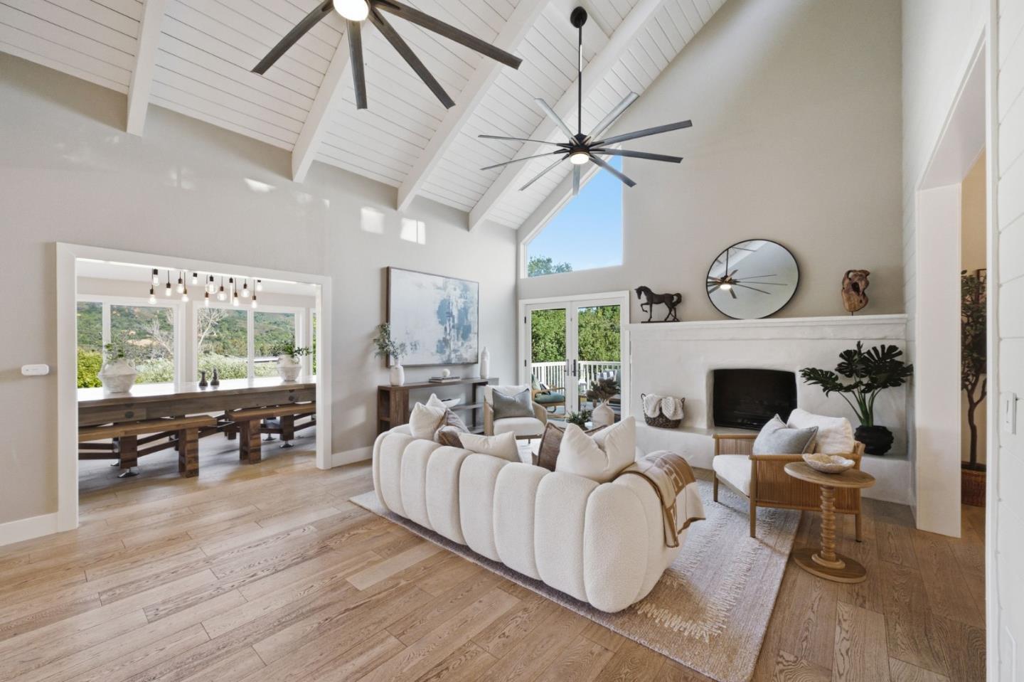 18300 Lakeview Court