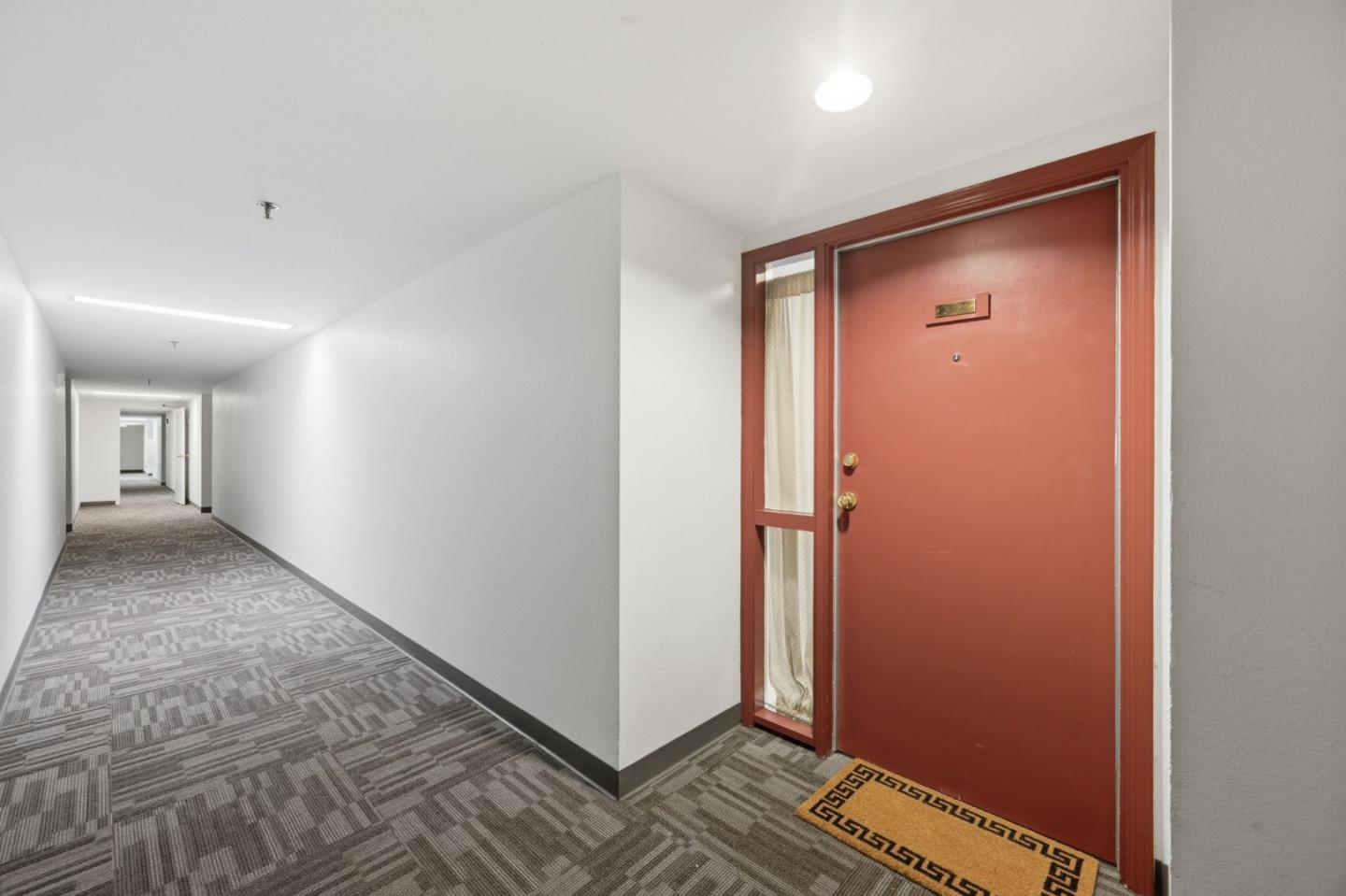 1271 Poplar AVE 307