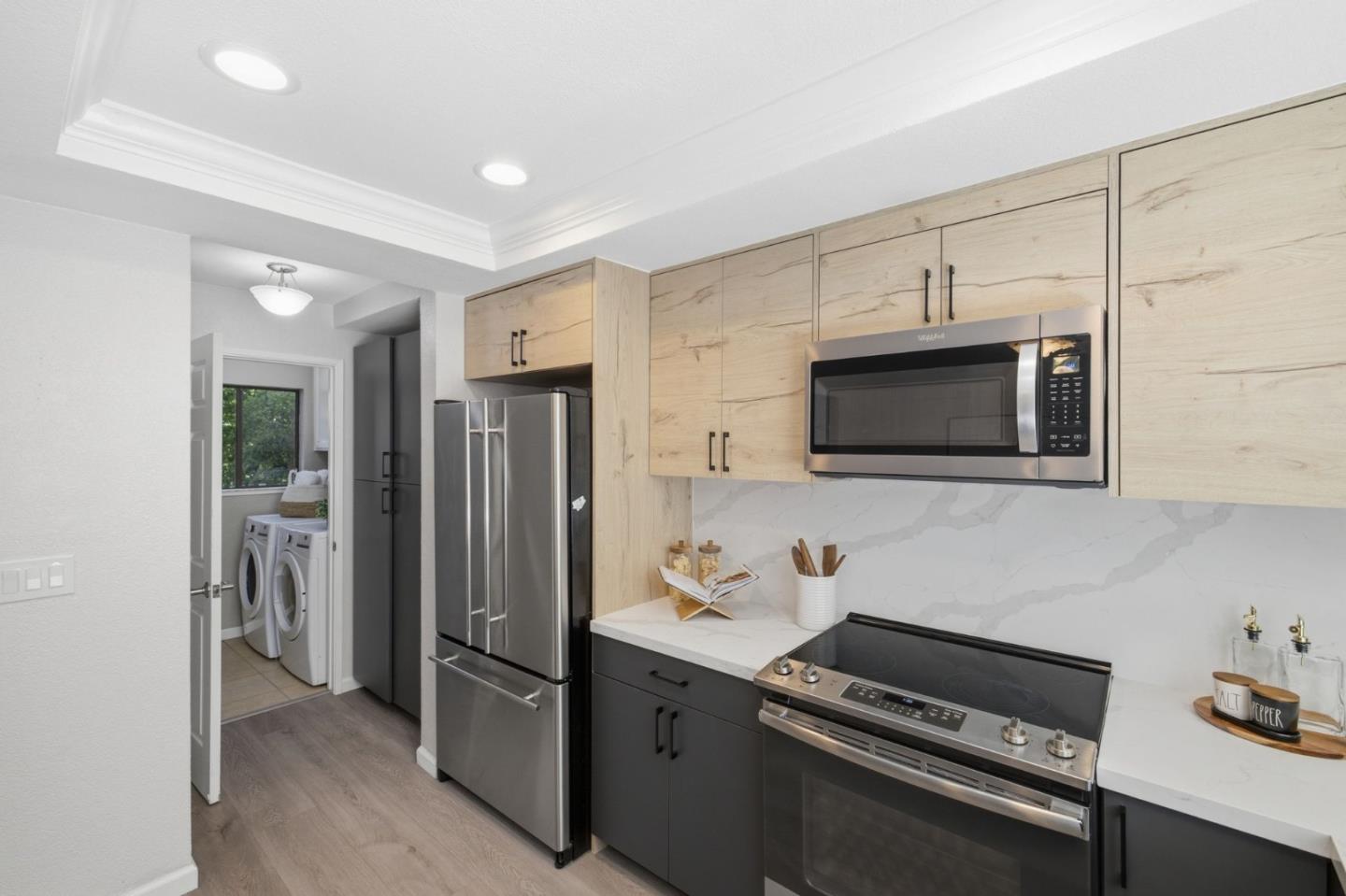 405 Clearview DR
