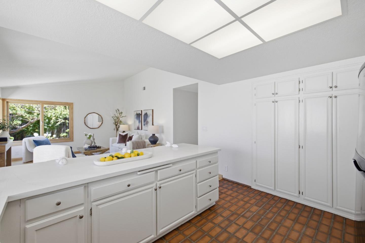 2389 Apsis CT