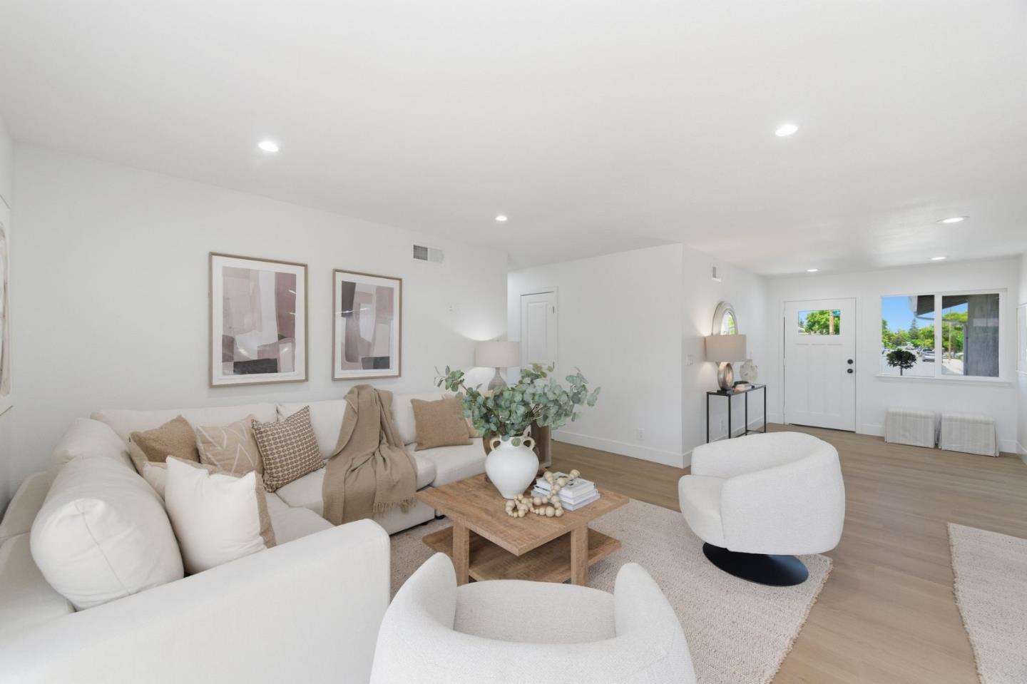 4576 Jonquil DR
