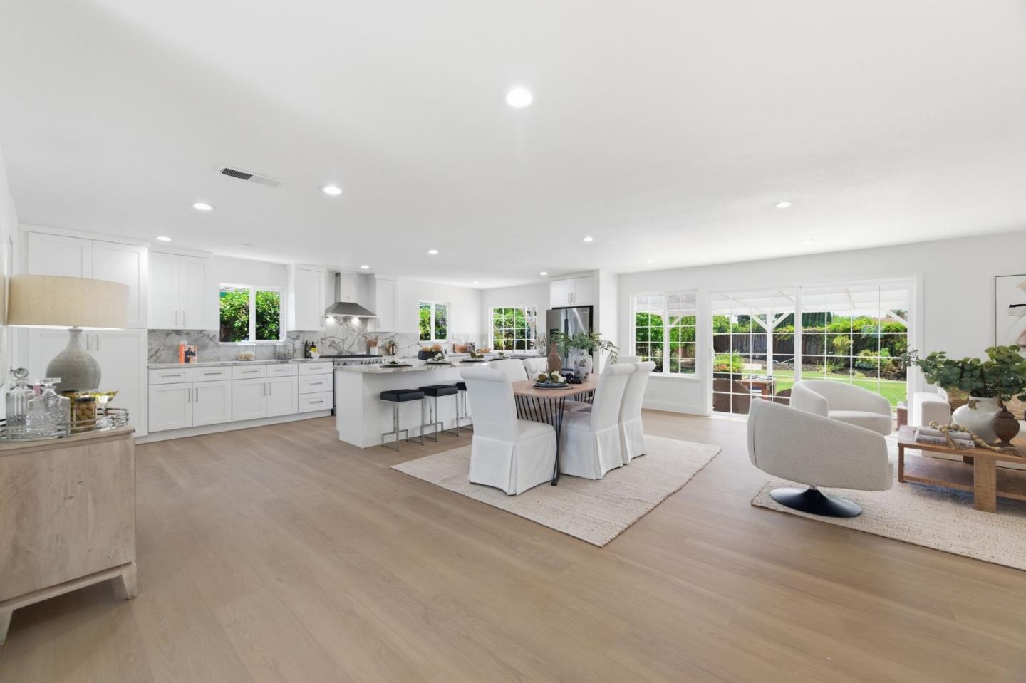 4576 Jonquil DR