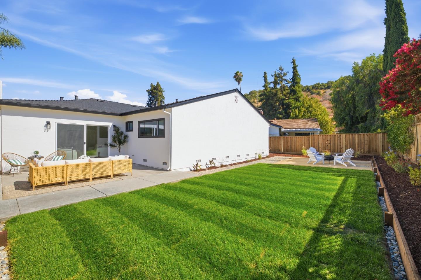 6017 Susan CT