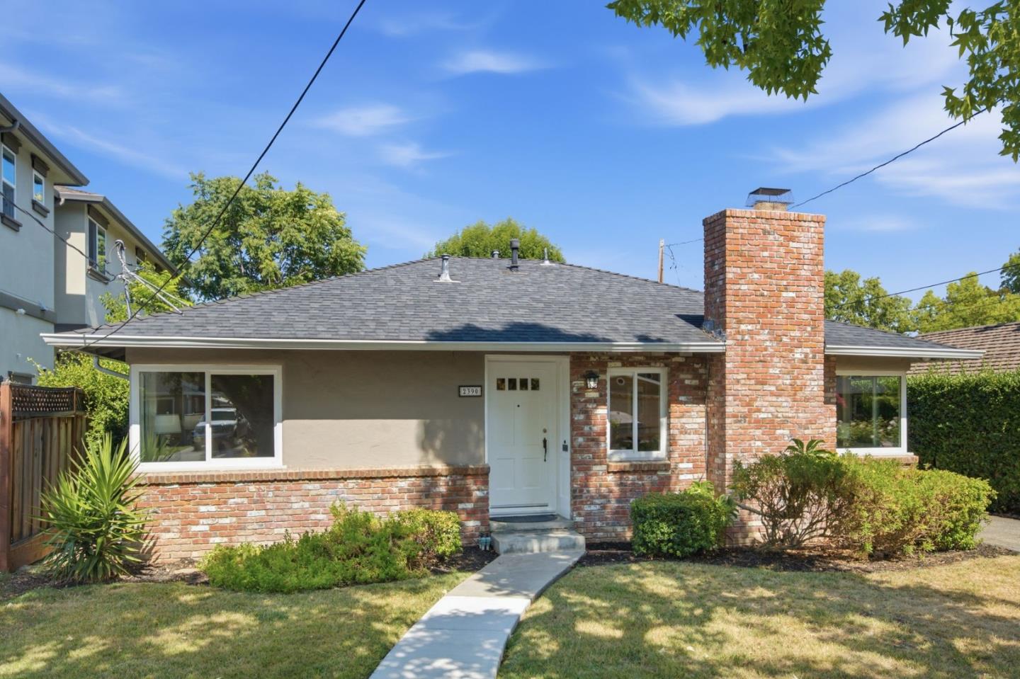 2390 Richland AVE