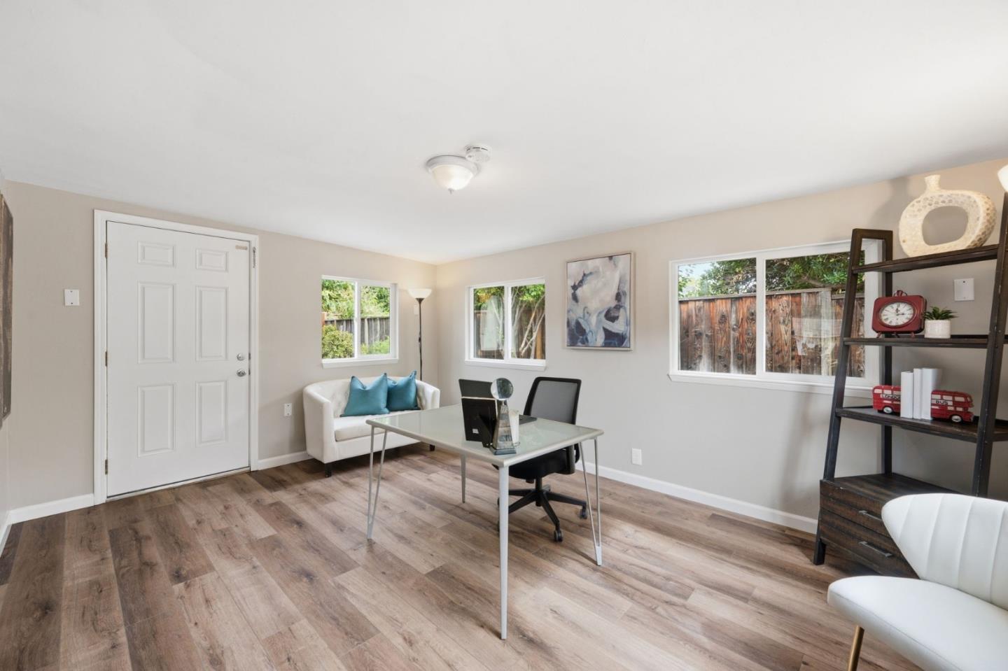 573 Chickasaw CT