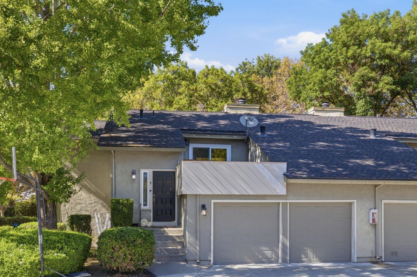 2124 Canoas Garden AVE 1