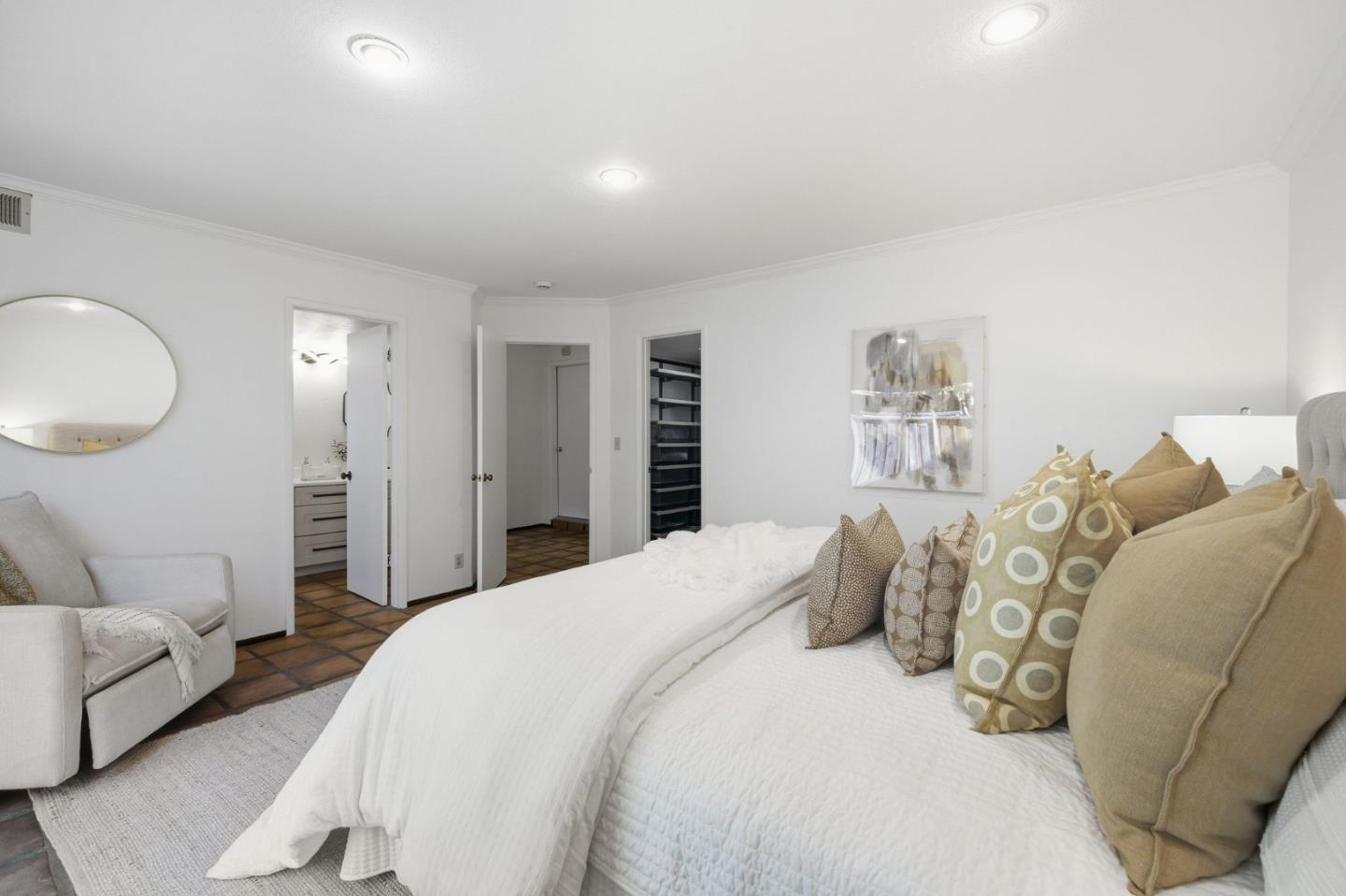 2124 Canoas Garden AVE 1