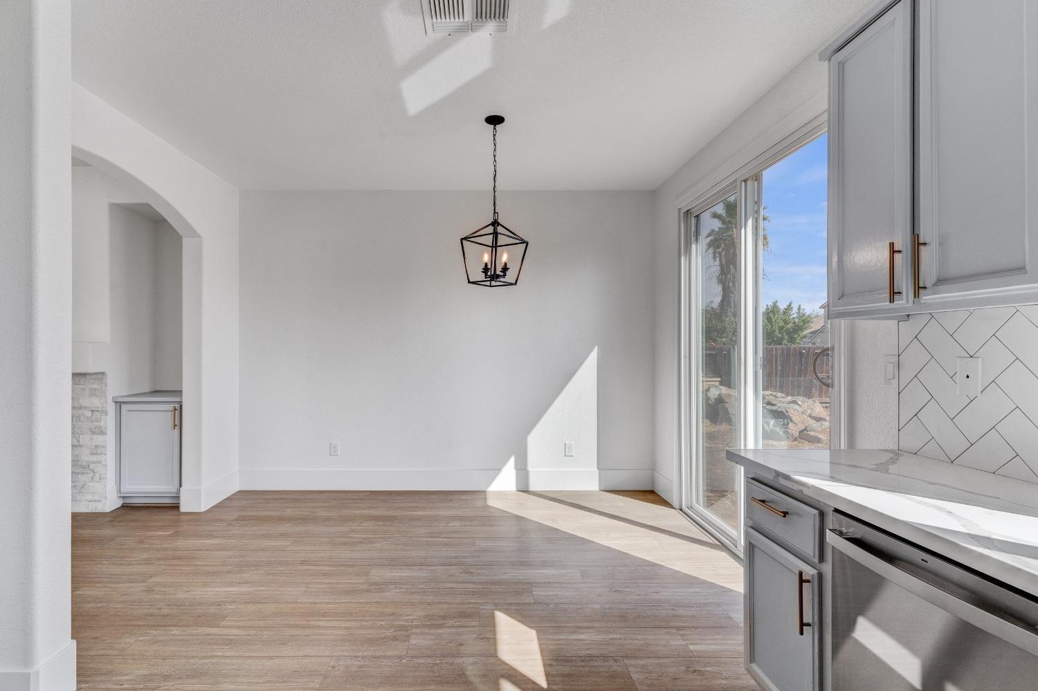 1354 Amaranth Street