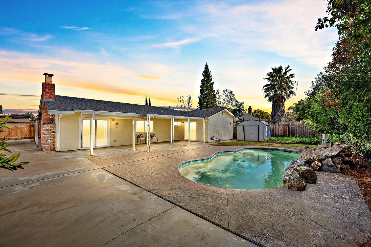 1815 Vista Creek Drive