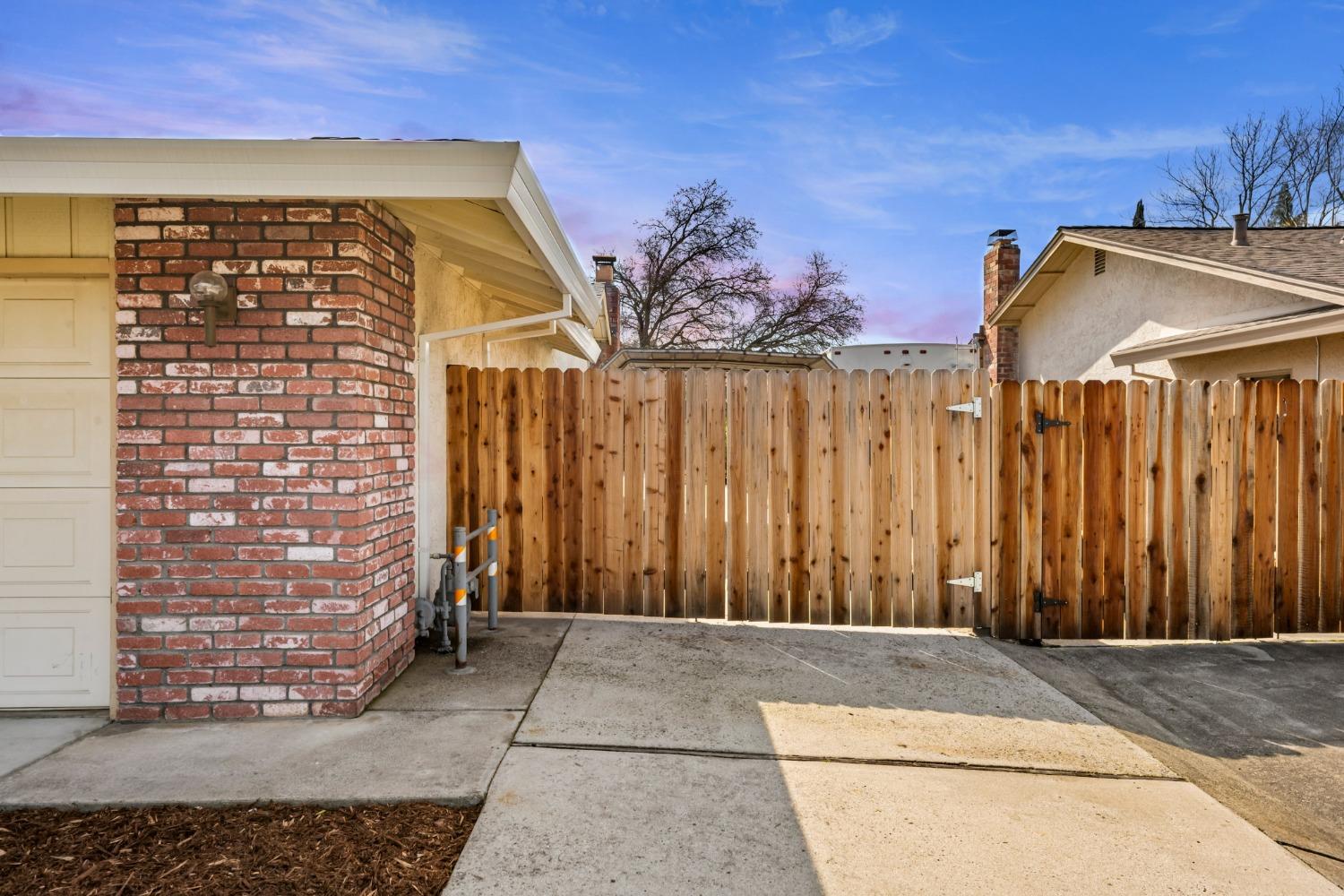 1815 Vista Creek Drive