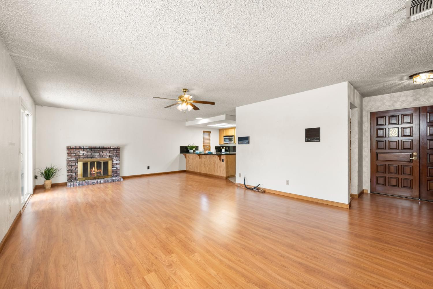 1815 Vista Creek Drive