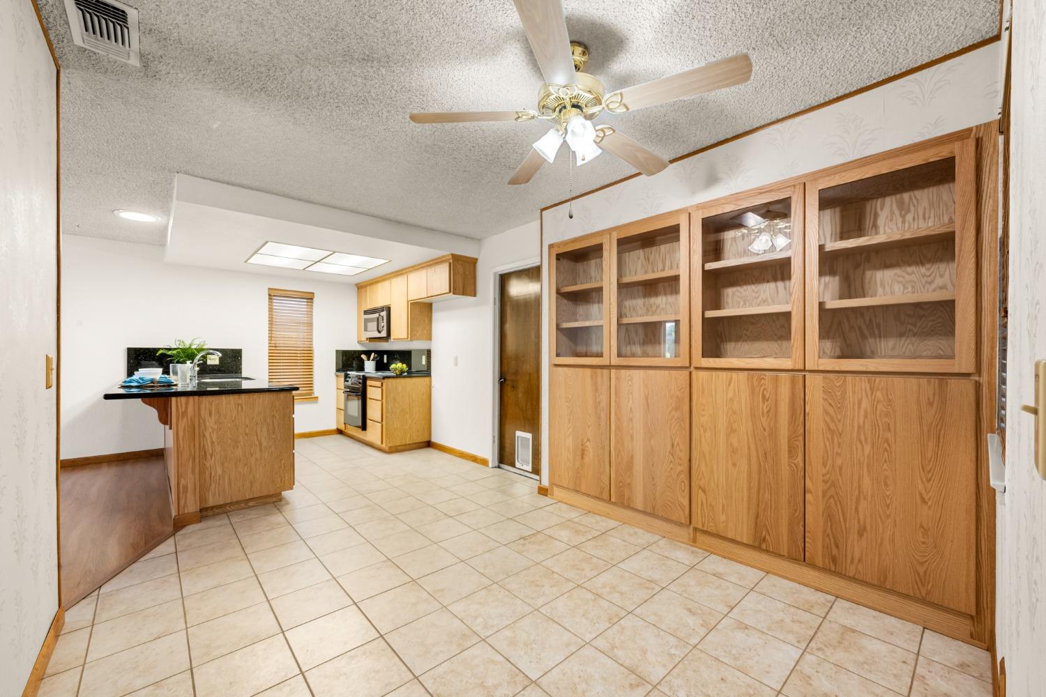 1815 Vista Creek Drive