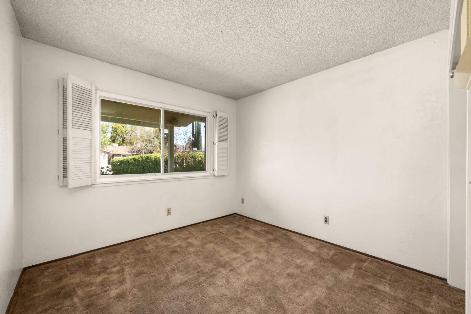 1815 Vista Creek Drive