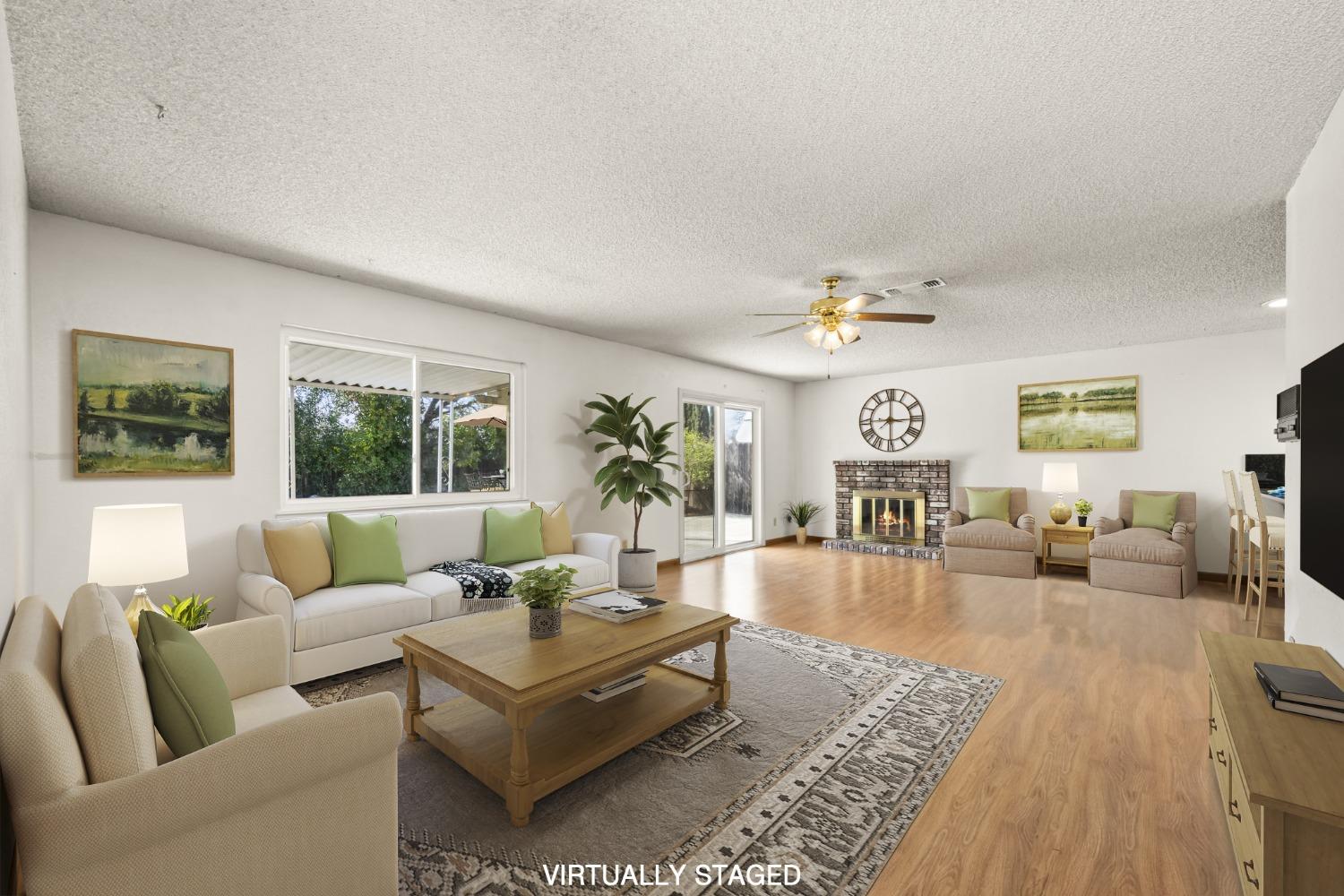 1815 Vista Creek Drive