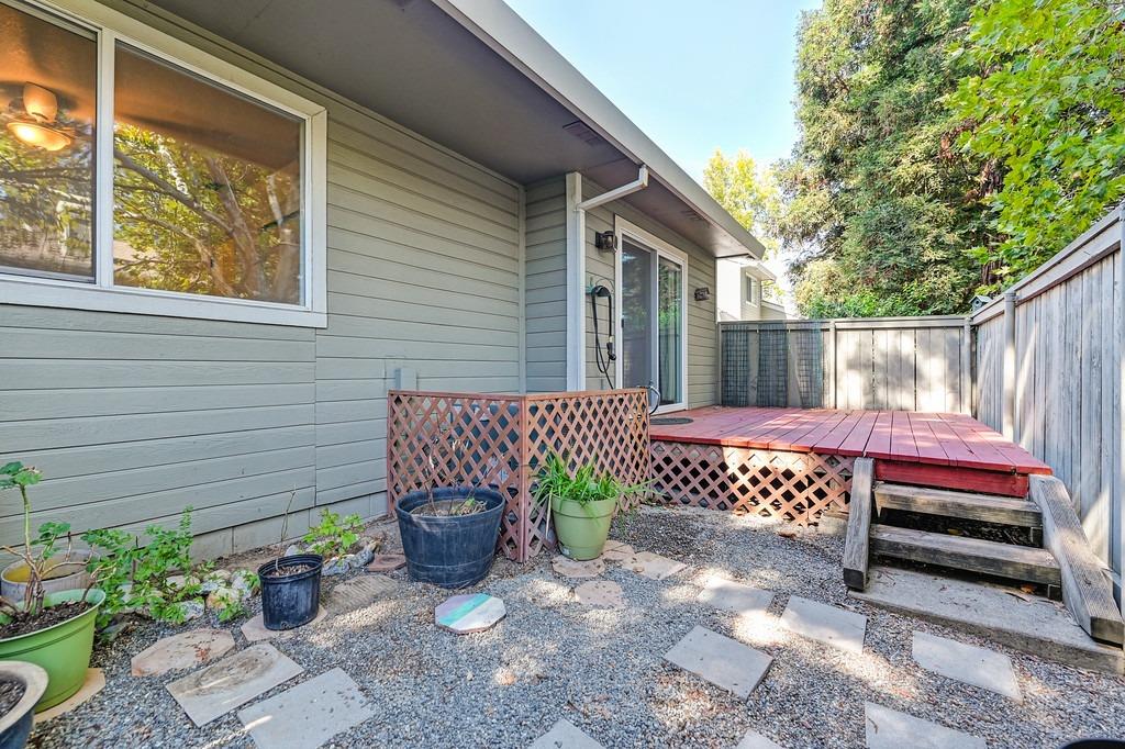 205 Live Oak Circle 48