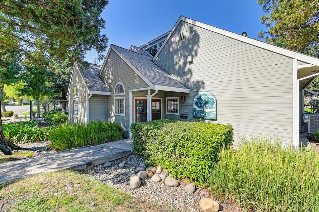 205 Live Oak Circle 48