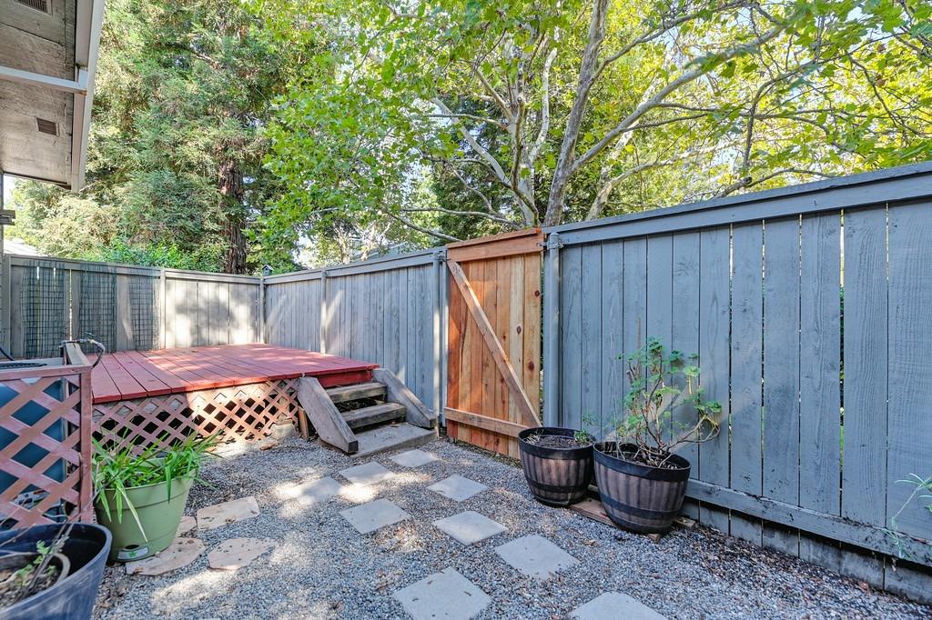 205 Live Oak Circle 48