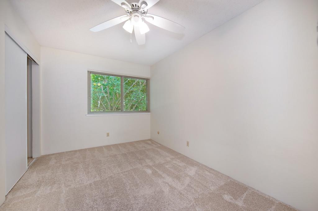 6105 Via Casitas