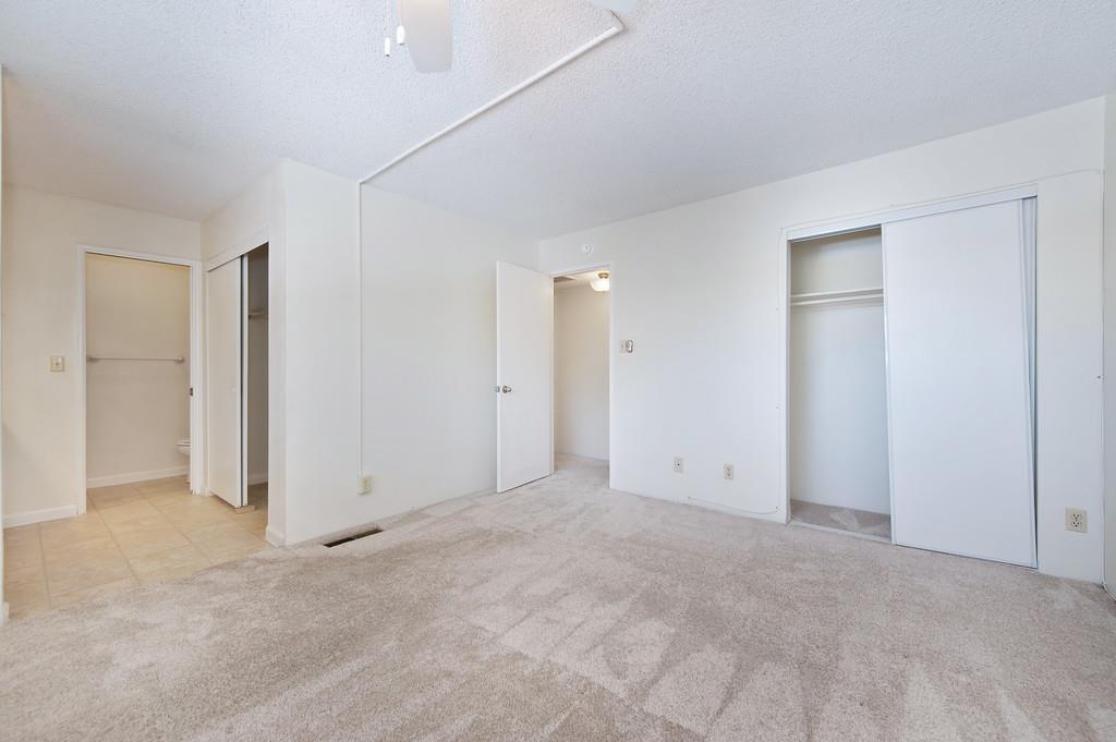 6105 Via Casitas