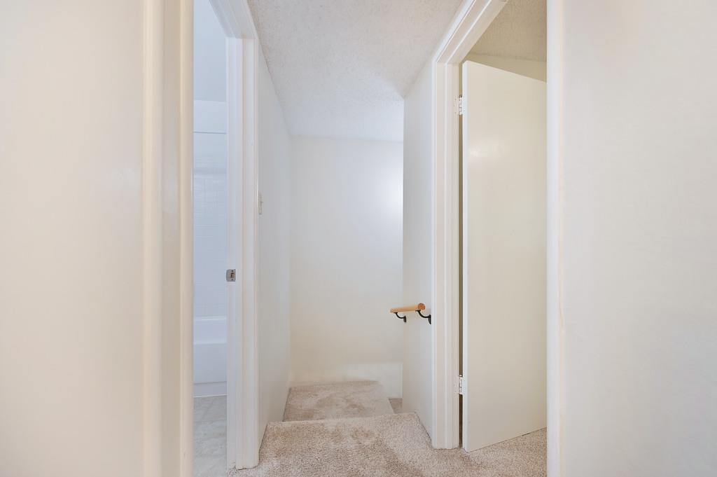 6105 Via Casitas