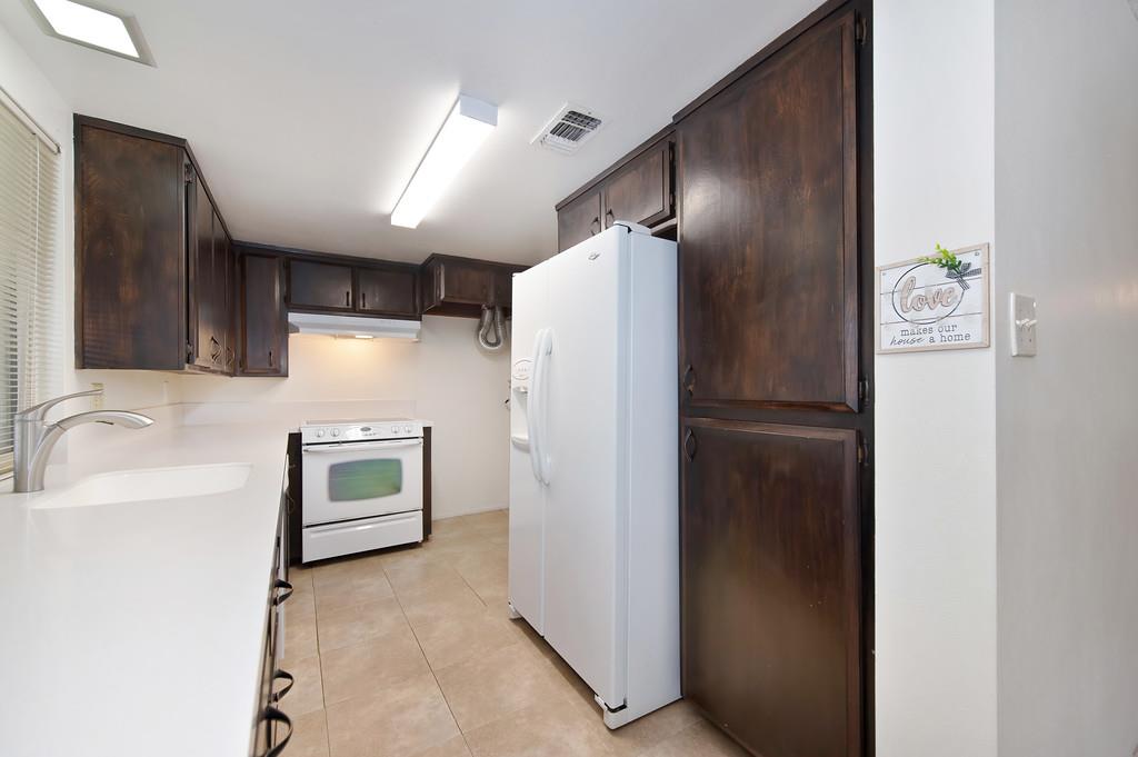 6105 Via Casitas